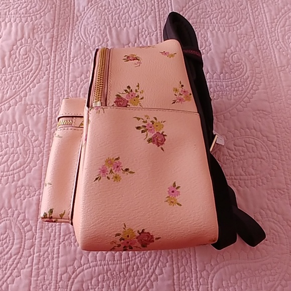 New! Coach Disney Minnie Mouse Backpack! Rare! - Picture 2 of 6